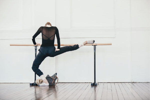 Chronic hip and back pain in hypermobile dancers lisa howell the ballet blog